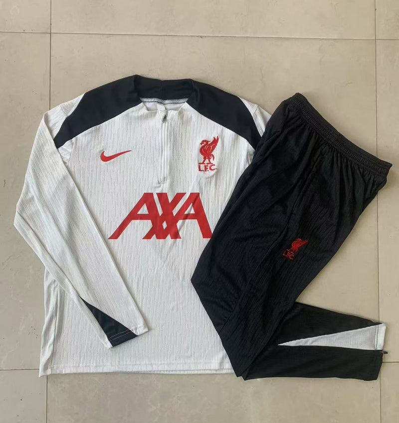 KIT PRÉ JOGO - LIVERPOOL